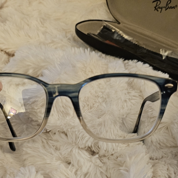 Ray-Ban Blue Women's Prescripton Glasses - Picture 5 of 5